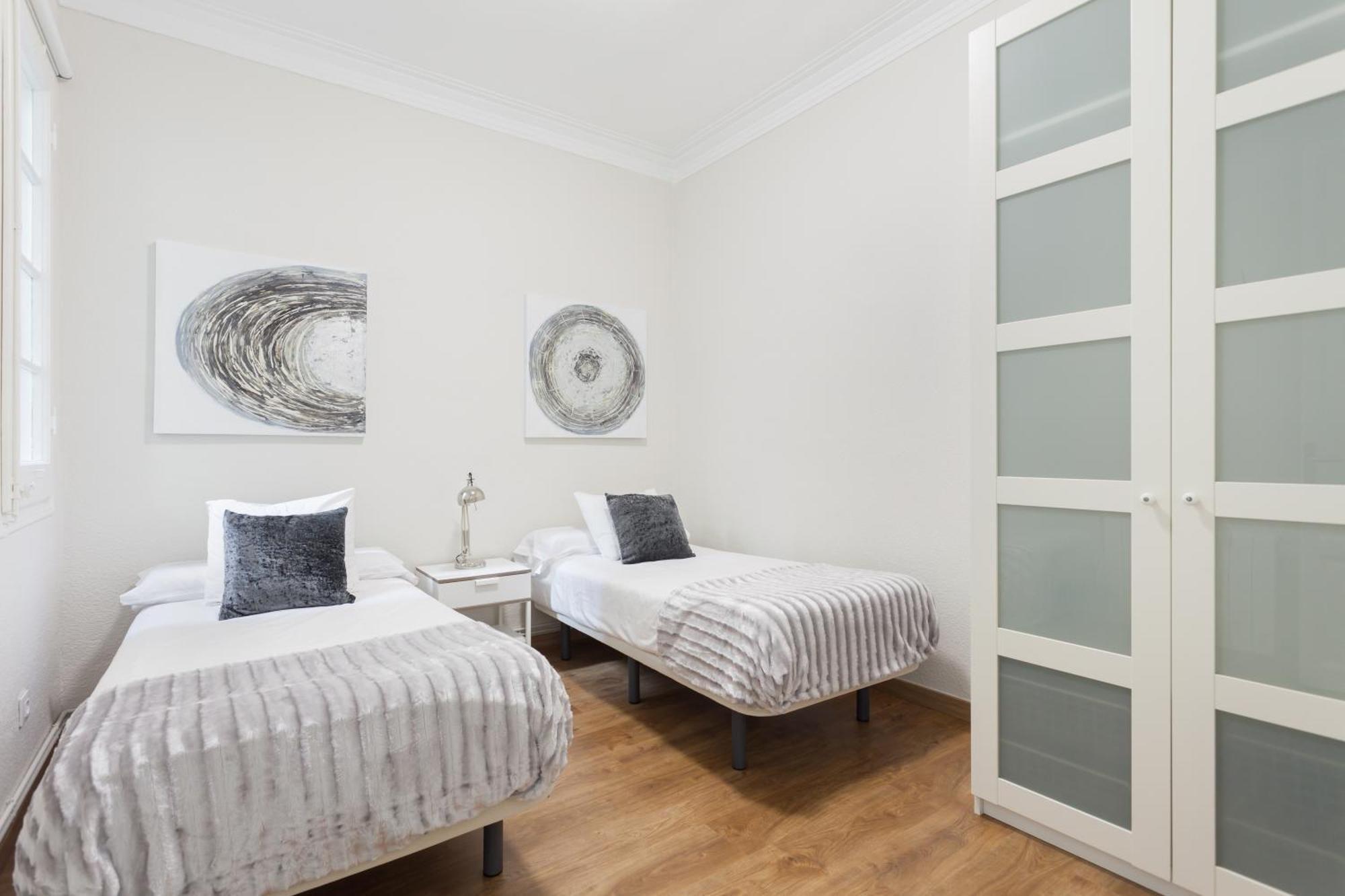 Art House Fira Apartments Βαρκελώνη Εξωτερικό φωτογραφία