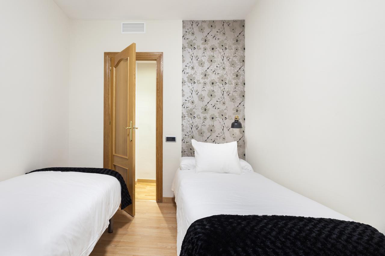 Art House Fira Apartments Βαρκελώνη Εξωτερικό φωτογραφία