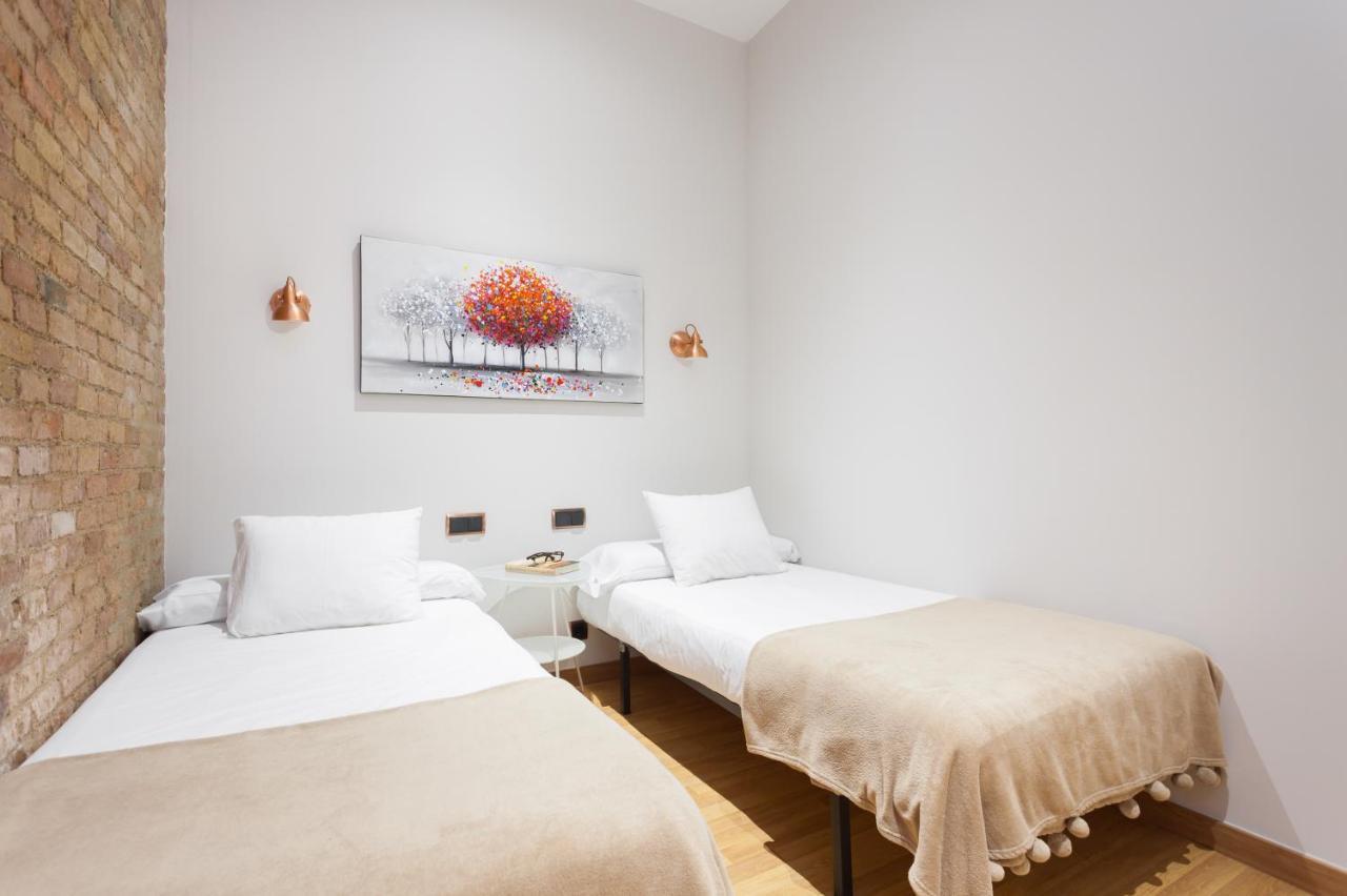 Art House Fira Apartments Βαρκελώνη Εξωτερικό φωτογραφία