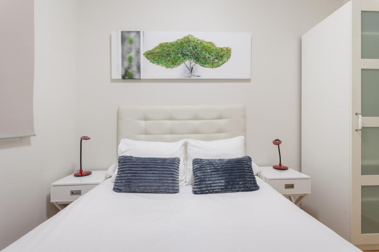 Art House Fira Apartments Βαρκελώνη Εξωτερικό φωτογραφία